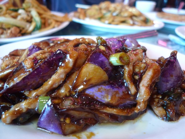 Eggplant with Garlic Sauce and Pork