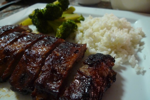 char siu baby back ribs with broccoli and rice