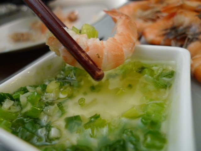 dip the shrimp in the sauce and eat!