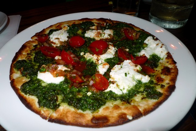 Flatbread with tomatoes, pesto and ricotta