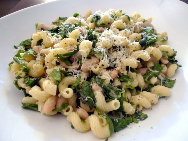 Cavatappi with Spinach, Beans and Asiago