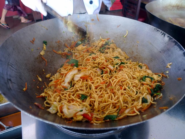toss the noodles with the spices