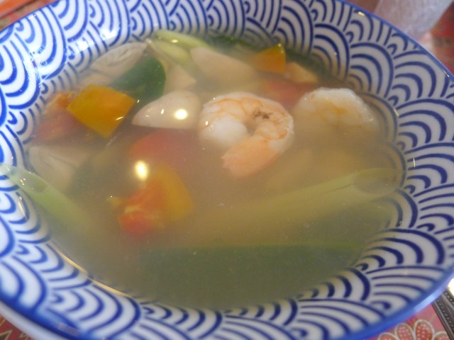 clear tom yum soup